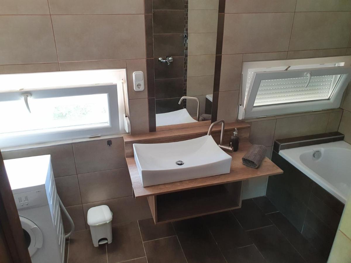 Happy Home Apartman Сиофок Екстериор снимка