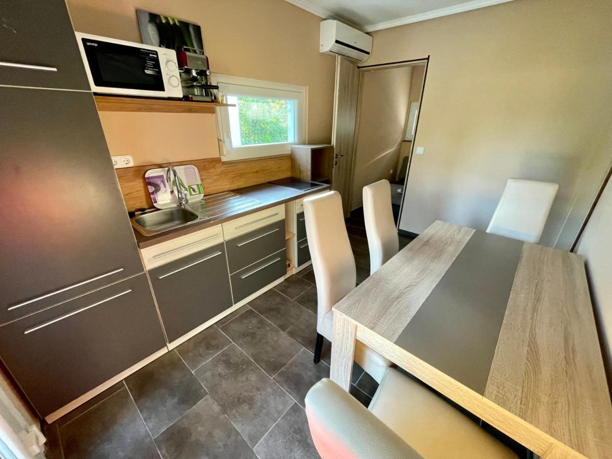 Happy Home Apartman Сиофок Екстериор снимка