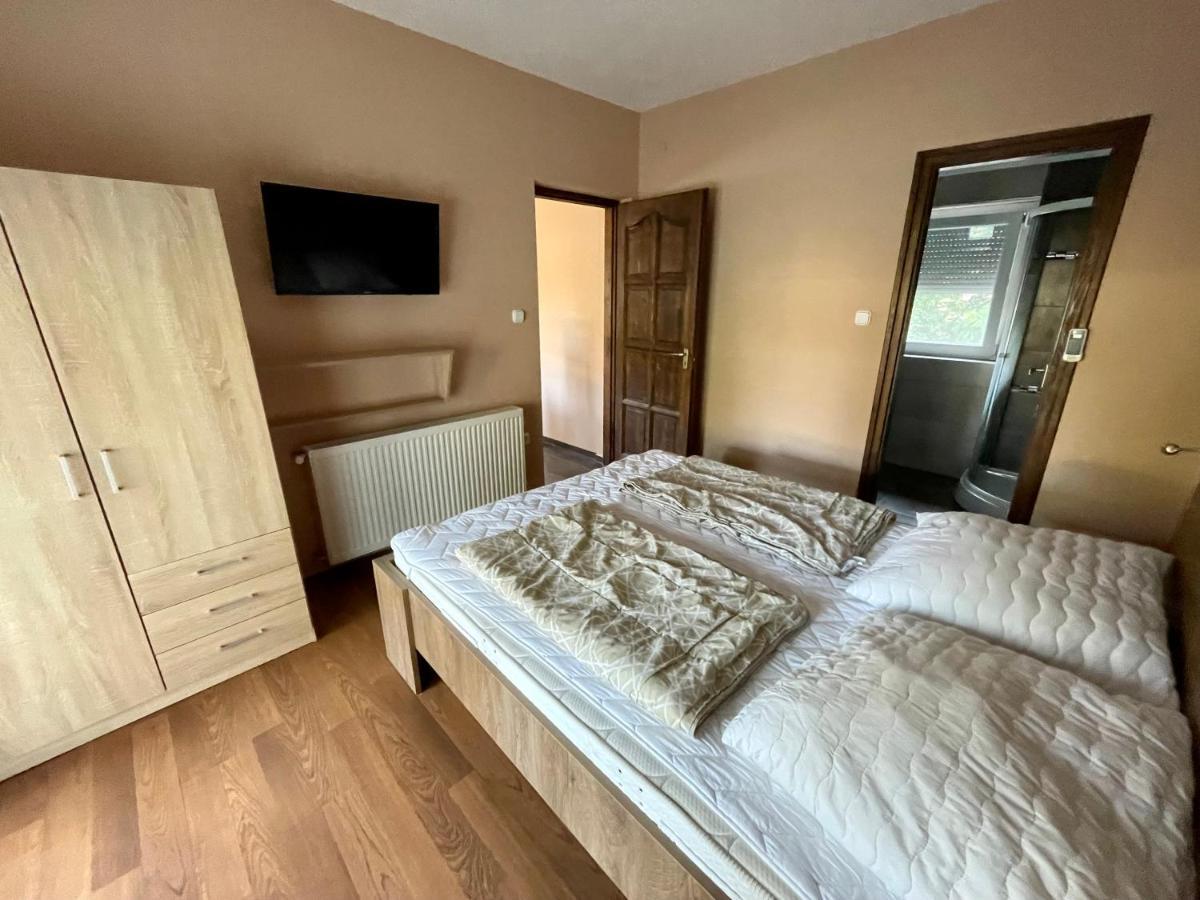 Happy Home Apartman Сиофок Екстериор снимка